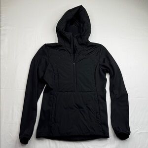 Lululemon Run For Cold Half Zip Pullover Black size 6 front pocket hooded jacket